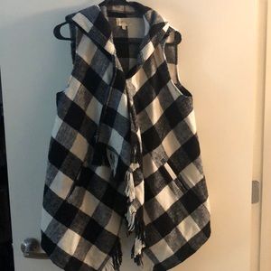 Fringe detail long sweater vest